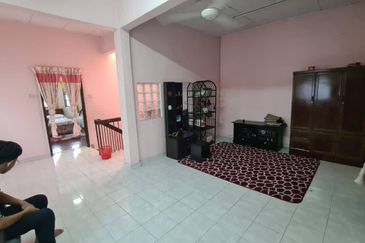 (PRIME LOCATION) Double Storey Endlot Seksyen 7, Shah Alam