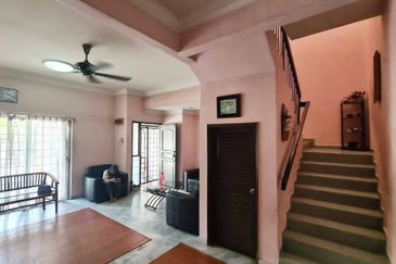 (PRIME LOCATION) Double Storey Endlot Seksyen 7, Shah Alam
