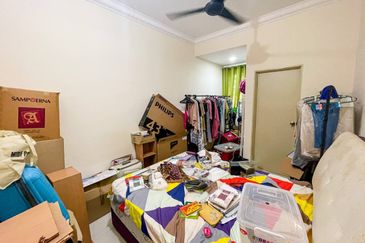 (FACING OPEN)(RENOVATED) 2 Storey Endlot Terrace Desa Saujana Langat Batu 14 Hulu Langat