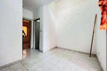 (INTERMEDIATE) Endlot 2 Storey Terrace House, Bandar Tasik Puteri, Green Velly, Rawang