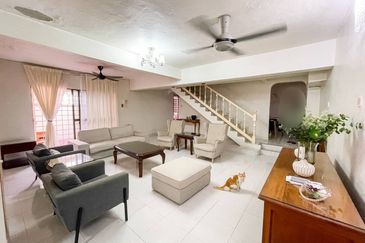 (ENDLOT)(EXTRA LAND) 2 Storey Terrace AU2 Taman Keramat Kuala Lumpur