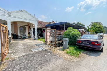 (FLEXIBLE DEPOSIT)(INTERMEDIATE) SINGLE STOREY TAMAN DESA CEMPAKA 2 BANDAR BARU NILAI