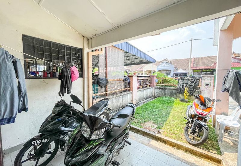 (FLEXIBLE DEPOSIT)(INTERMEDIATE) SINGLE STOREY TAMAN DESA CEMPAKA 2 BANDAR BARU NILAI