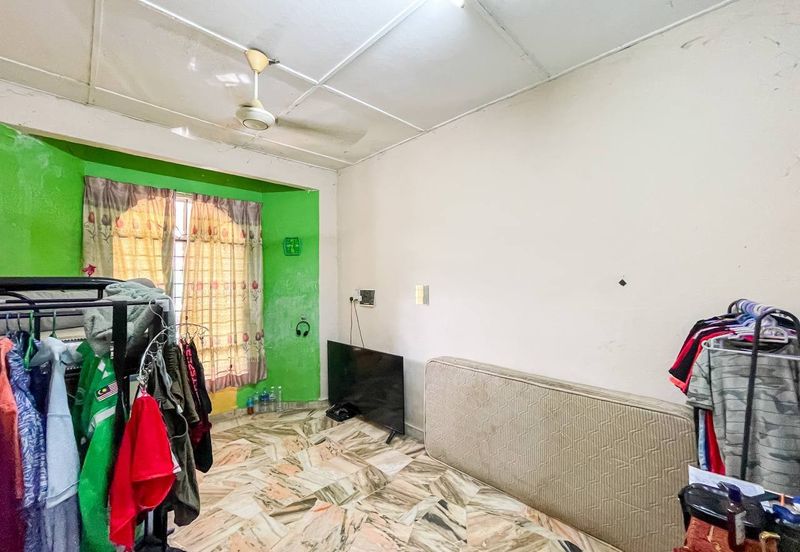 (FLEXIBLE DEPOSIT)(INTERMEDIATE) SINGLE STOREY TAMAN DESA CEMPAKA 2 BANDAR BARU NILAI