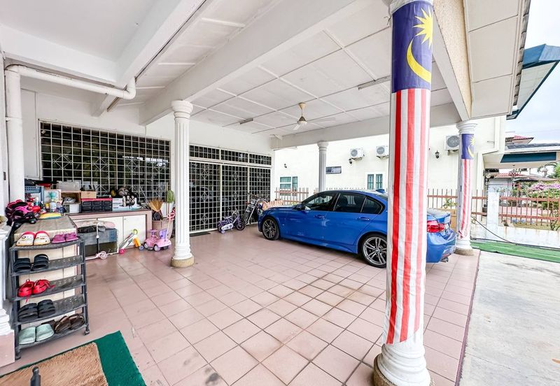 2 Storey Bungalow Jalan Jingga Klang