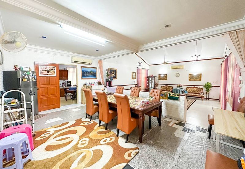 2 Storey Bungalow Jalan Jingga Klang