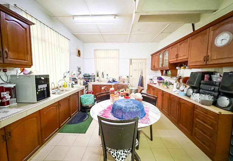 2 Storey Bungalow Jalan Jingga Klang