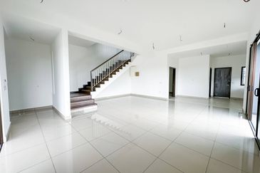 (ENDLOT) Brand New 2 Storey Terrace (Type Lyra), Bandar Bukit Raja Klang