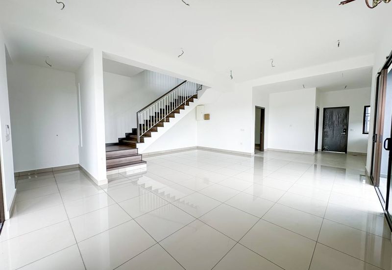 (ENDLOT) Brand New 2 Storey Terrace (Type Lyra), Bandar Bukit Raja Klang