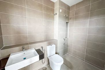 (ENDLOT) Brand New 2 Storey Terrace (Type Lyra), Bandar Bukit Raja Klang