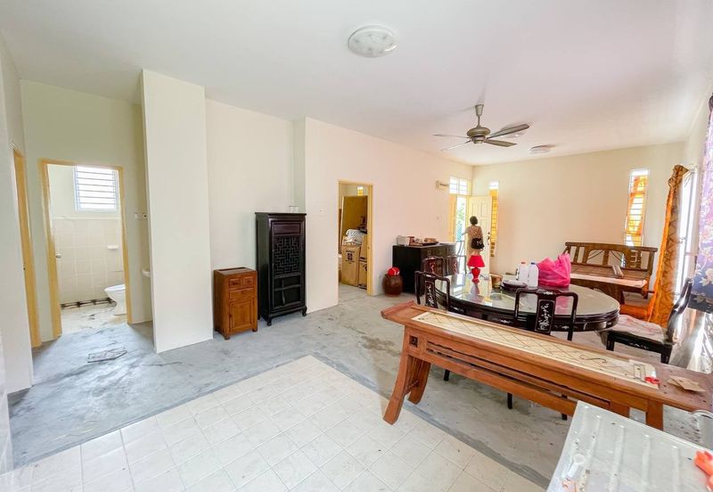 ( EXTRA LAND) Single Storey Bungalow Mahkota Hills Lenggeng , Negeri Sembilan