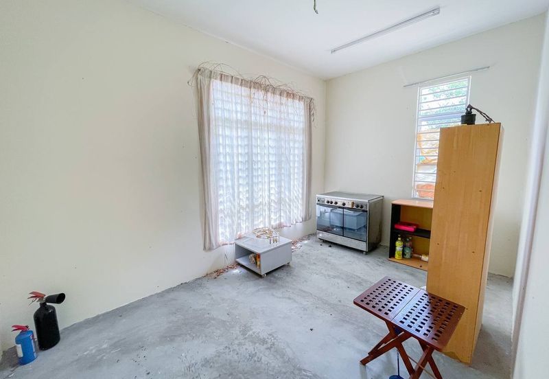 ( EXTRA LAND) Single Storey Bungalow Mahkota Hills Lenggeng , Negeri Sembilan