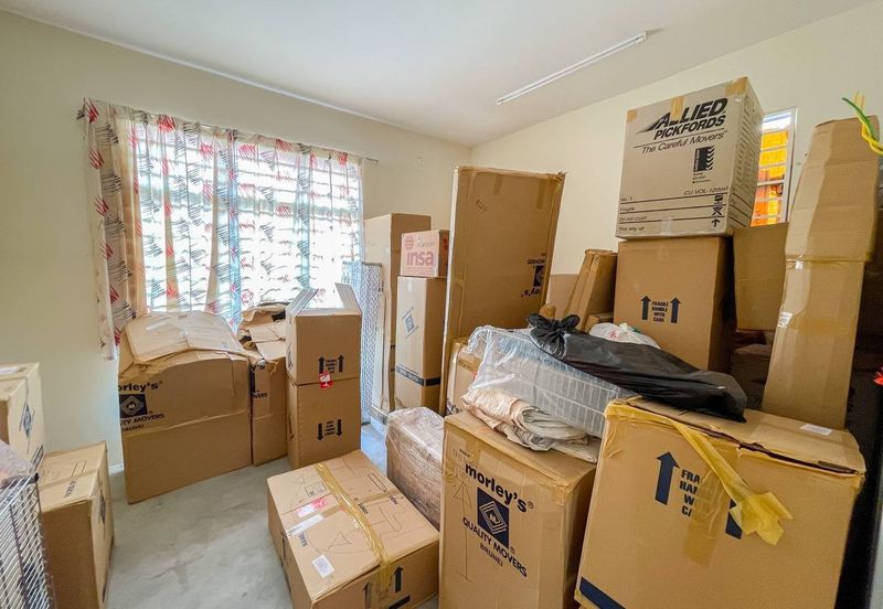 ( EXTRA LAND) Single Storey Bungalow Mahkota Hills Lenggeng , Negeri Sembilan