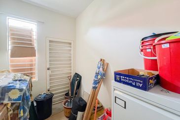 ( EXTRA LAND) Single Storey Bungalow Mahkota Hills Lenggeng , Negeri Sembilan