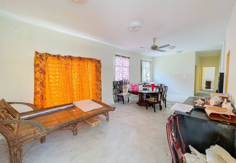 ( EXTRA LAND) Single Storey Bungalow Mahkota Hills Lenggeng , Negeri Sembilan