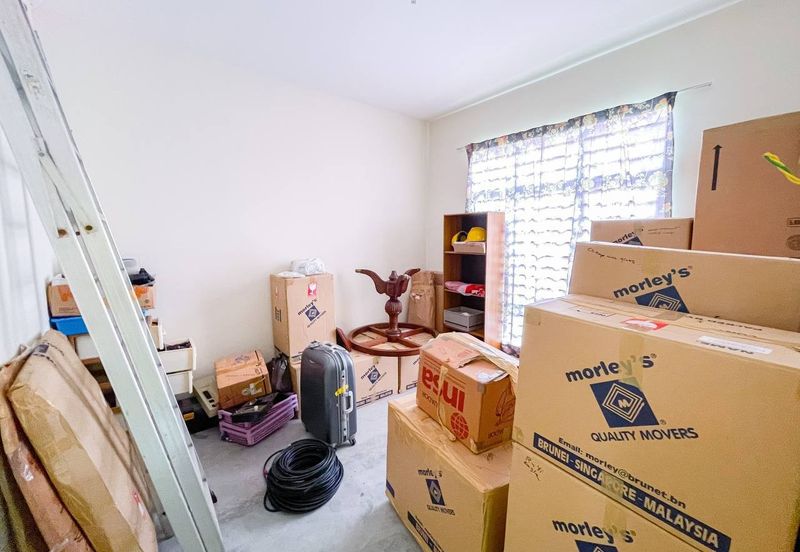 ( EXTRA LAND) Single Storey Bungalow Mahkota Hills Lenggeng , Negeri Sembilan