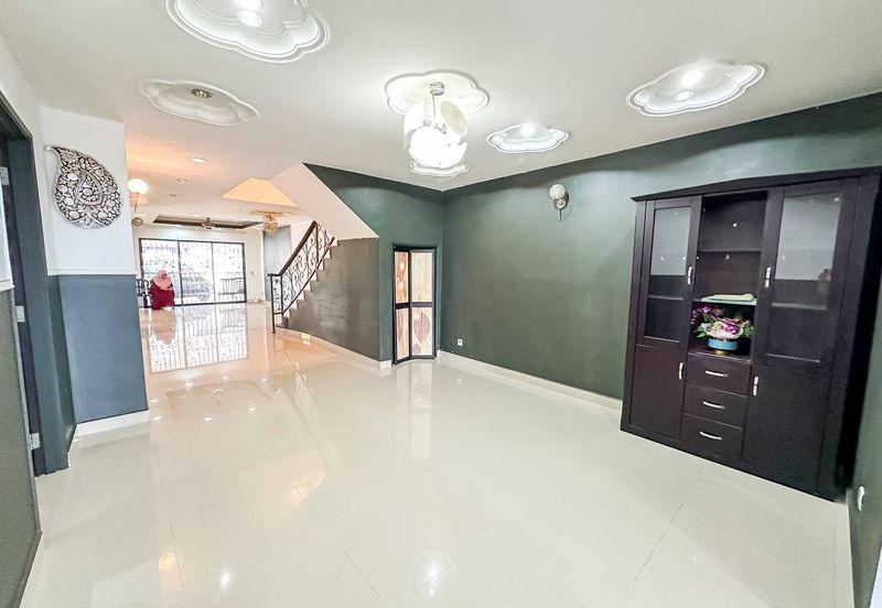 (FULLY EXTENDED) Renovated 2 Storey Intermediate Taman Bukit Cheras, KL