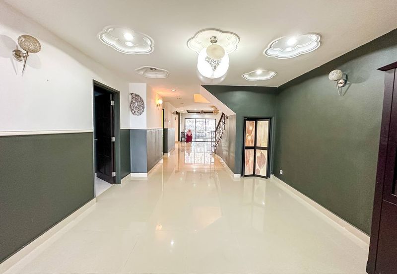 (FULLY EXTENDED) Renovated 2 Storey Intermediate Taman Bukit Cheras, KL