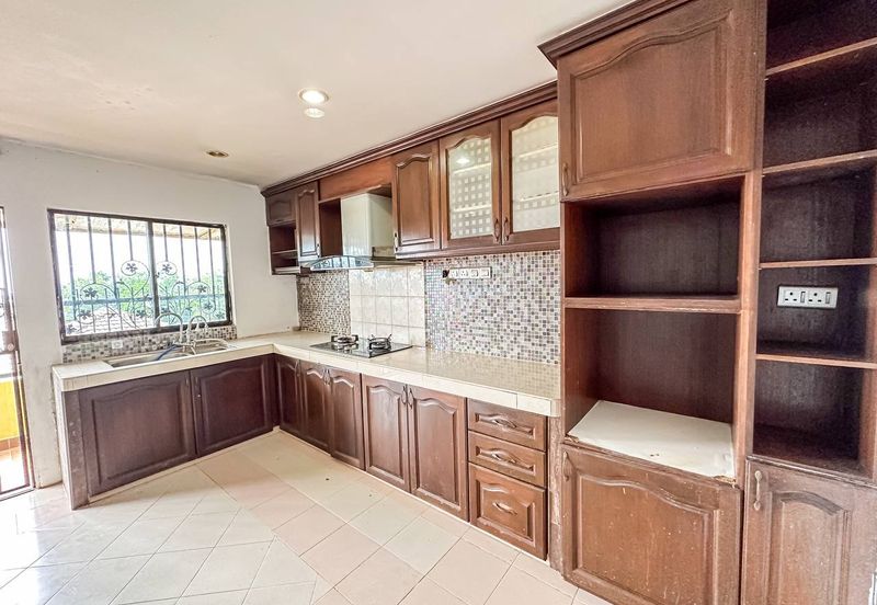 (FULLY EXTENDED) Renovated 2 Storey Intermediate Taman Bukit Cheras, KL