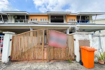(FLEXIBLE DEPOSIT) Renovated 2 Storey Terrace Taman DESA Jaya 2 Senawang, Negeri Sembilan