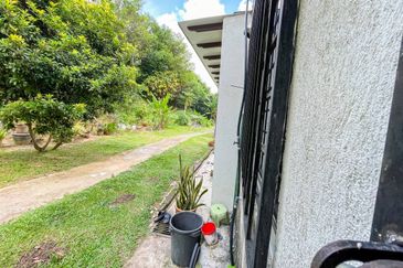 (FLEXIBLE DEPOSIT) Renovated 2 Storey Terrace Taman DESA Jaya 2 Senawang, Negeri Sembilan