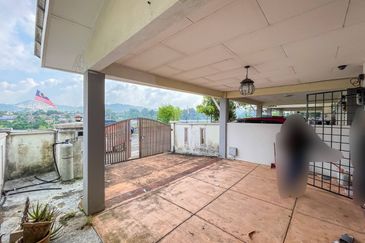 (FLEXIBLE DEPOSIT) Renovated 2 Storey Terrace Taman DESA Jaya 2 Senawang, Negeri Sembilan