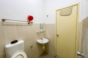 (FLEXIBLE DEPOSIT) Renovated 2 Storey Terrace Taman DESA Jaya 2 Senawang, Negeri Sembilan