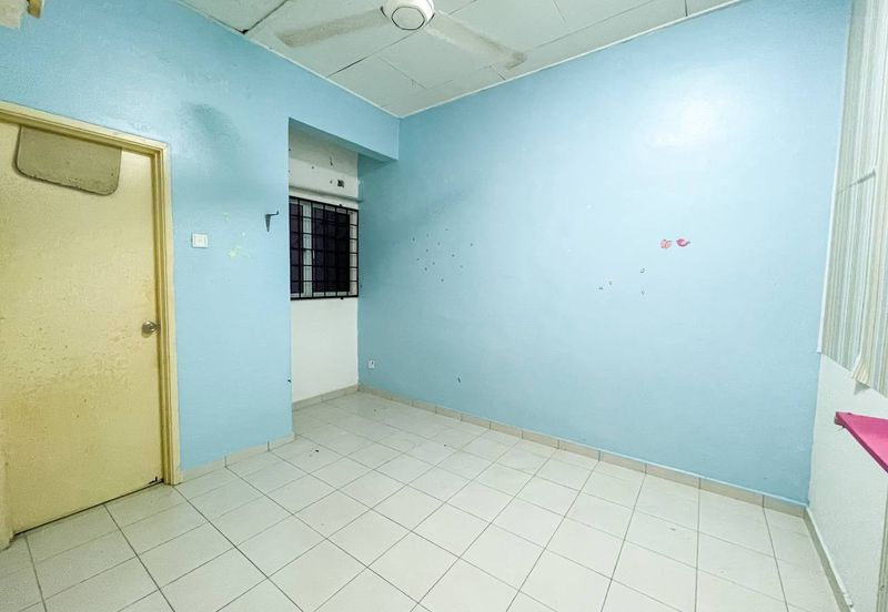 (FLEXIBLE DEPOSIT) Renovated 2 Storey Terrace Taman DESA Jaya 2 Senawang, Negeri Sembilan