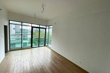 (GATED GUARDED) 3 Storey Semi-Detached Desa Hill Villas Taman Desa Petaling, Kuala Lumpur