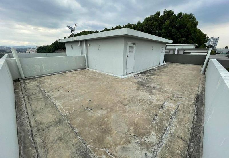(GATED GUARDED) 3 Storey Semi-Detached Desa Hill Villas Taman Desa Petaling, Kuala Lumpur