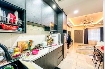 (GATED GUARDED) Double Storey Terrace Kita Harmoni, Cybersouth, Dengkil