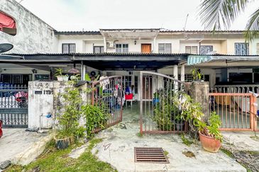 (FULLY EXTENDED) Double Storey Terrace Taman Permata, Ulu Klang