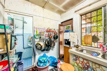 (FULLY EXTENDED) Double Storey Terrace Taman Permata, Ulu Klang