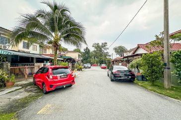 (FULLY EXTENDED) Double Storey Terrace Taman Permata, Ulu Klang