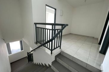 (INTERMEDIATE) 2 Storey Terrace Jalan Balam, Taman Bentara, Jalan Kebun Baru