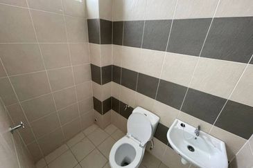 (INTERMEDIATE) 2 Storey Terrace Jalan Balam, Taman Bentara, Jalan Kebun Baru