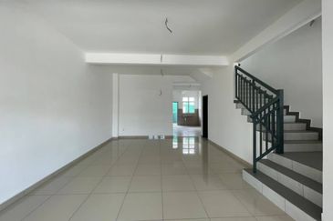 (INTERMEDIATE) 2 Storey Terrace Jalan Balam, Taman Bentara, Jalan Kebun Baru