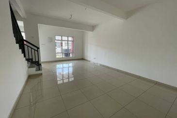 (INTERMEDIATE) 2 Storey Terrace Jalan Balam, Taman Bentara, Jalan Kebun Baru