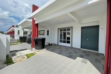 (INTERMEDIATE) 2 Storey Terrace Jalan Balam, Taman Bentara, Jalan Kebun Baru