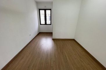 (FREEHOLD)(GATED GUARDED) Corner Lot 2 Storey Casira Bandar Bukit Raja, Klang
