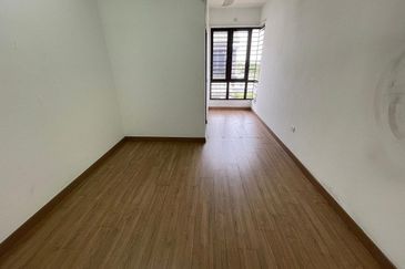 (FREEHOLD)(GATED GUARDED) Corner Lot 2 Storey Casira Bandar Bukit Raja, Klang