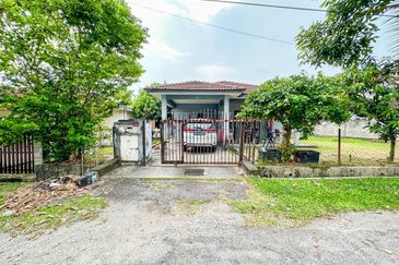 1 STOREY BUNGALOW KOTA PERDANA, BANDAR PUTRA PERMAI, SERI KEMBANGAN