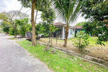 1 STOREY BUNGALOW KOTA PERDANA, BANDAR PUTRA PERMAI, SERI KEMBANGAN