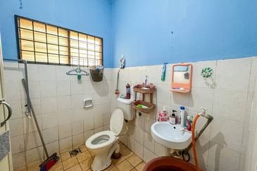 1 STOREY BUNGALOW KOTA PERDANA, BANDAR PUTRA PERMAI, SERI KEMBANGAN