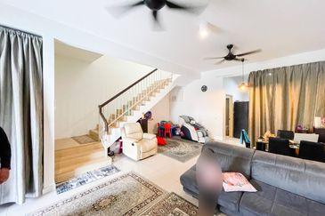 (BRAND NEW)(GATED GUARDED) Renovated 2 Storey Serenia Amani, Serenia City Sepang