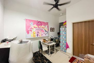 (BRAND NEW)(GATED GUARDED) Renovated 2 Storey Serenia Amani, Serenia City Sepang