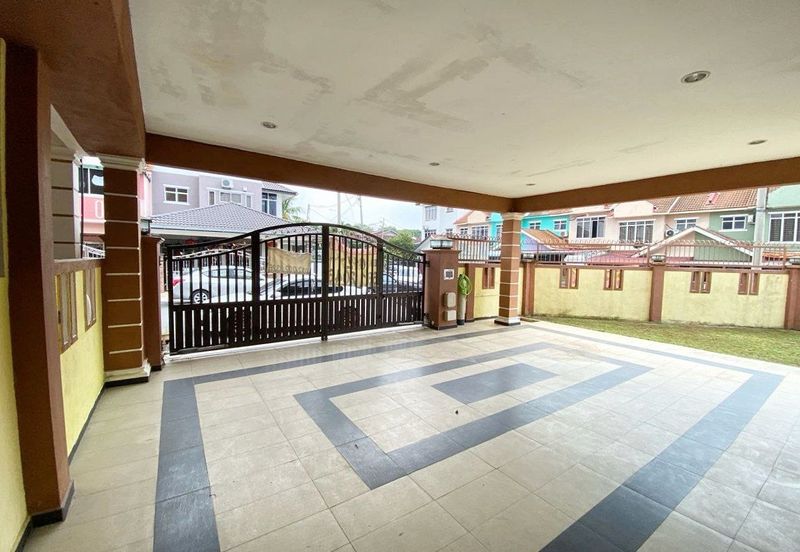 (FULLY RENOVATED) Corner Lot 2.5 Storey Terrace Taman Mantin Putra, Negeri Sembilan