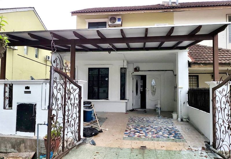 (ENDLOT) Intermediate 2 Storey Terrace Seksyen 7, Bandar Mahkota Cheras