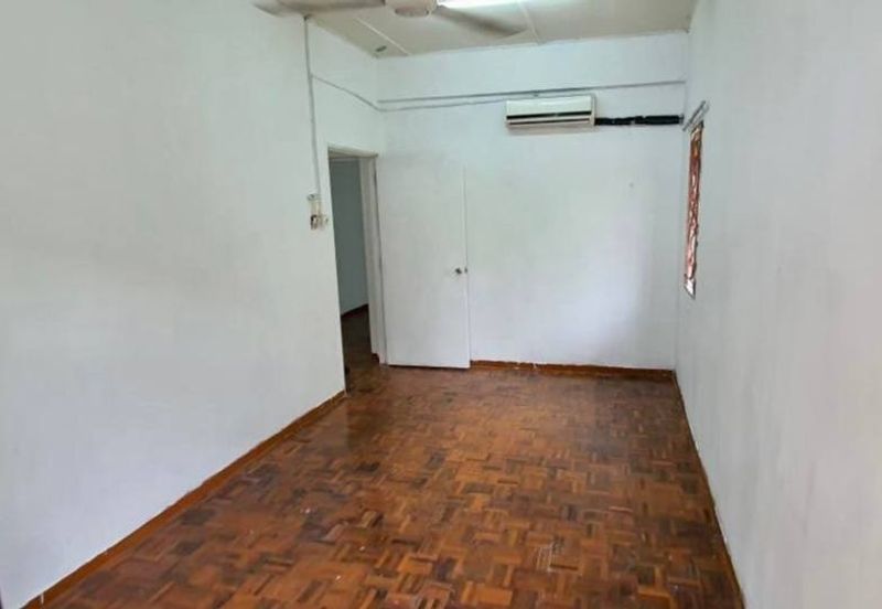 (ENDLOT) Intermediate 2 Storey Terrace Seksyen 7, Bandar Mahkota Cheras