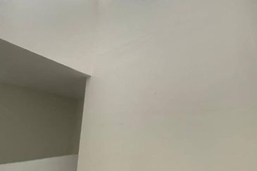 (FACING NORTH) Intermediate 2 Storey Terrace Camellia Residence Bandar Tasik Kesuma Semenyih